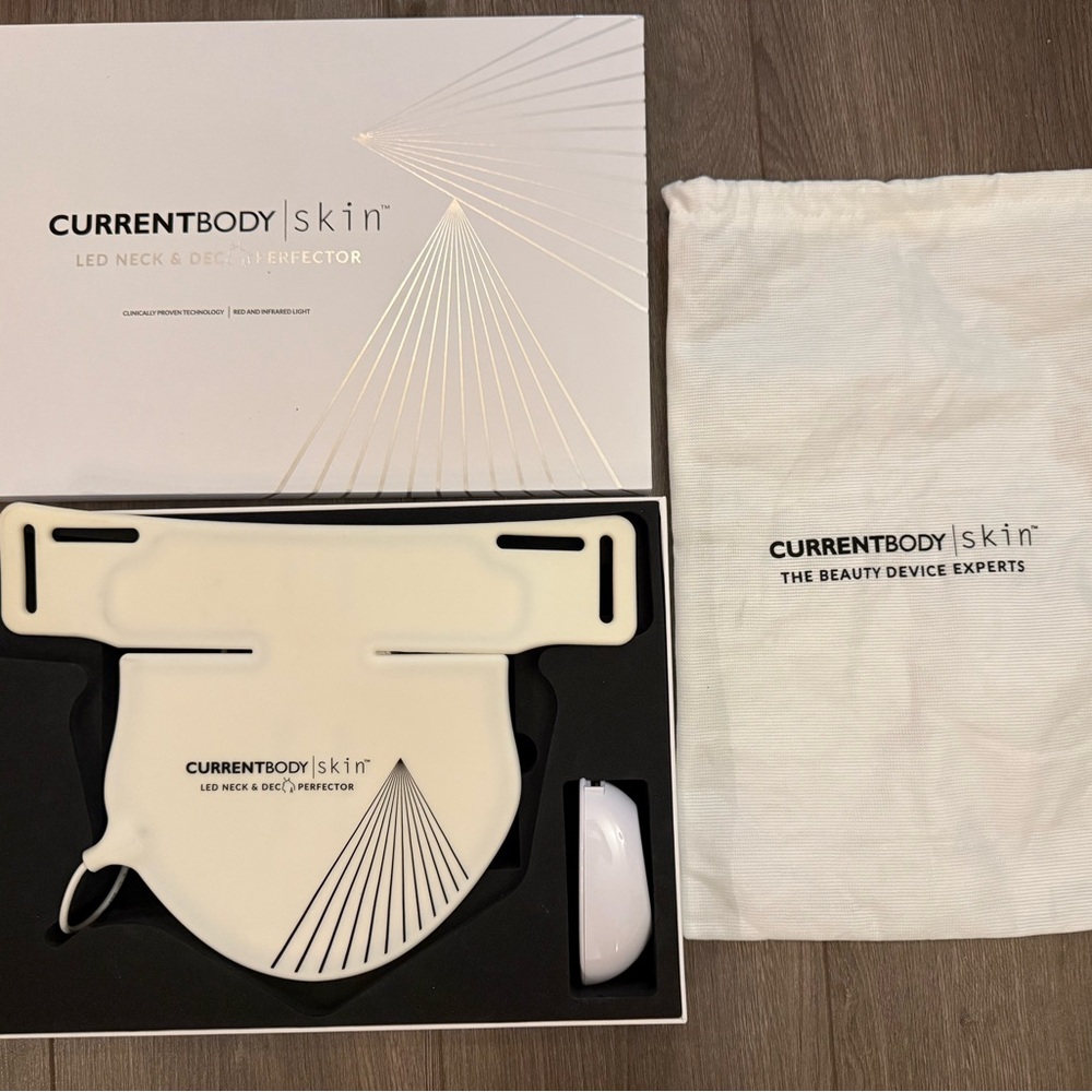 CurrentBody Skin LED Neck & Dec Perfector